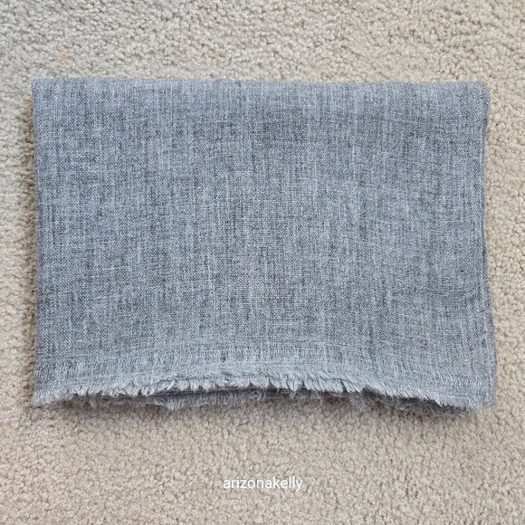 Accessories - NWOT Cashmere Scarf Woven Heather Grey